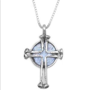 18" ROUND ANCIENT ROMAN GLASS WITH CROSS NECKLACE